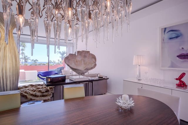 3 sypialnia Penthouse na sprzedaż w Villacana - Costalita - Saladillo, Estepona z basenem garażem - 2 500 000 € (Ref: 7864476)