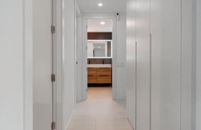 3 makuuhuone Huoneisto myytävänä paikassa La Concha - Resina Golf, Estepona mukana uima-altaan 
autotalli - 649 000 € (Ref: 7864481)