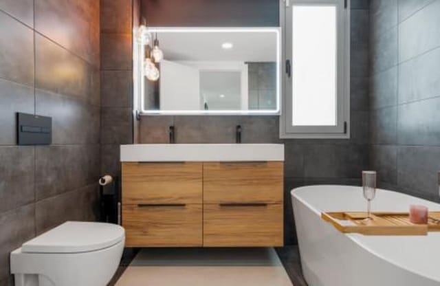 3 makuuhuone Huoneisto myytävänä paikassa La Concha - Resina Golf, Estepona mukana uima-altaan 
autotalli - 649 000 € (Ref: 7864481)