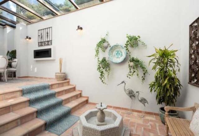 6 makuuhuone Huvila myytävänä paikassa El Madroñal, Benahavís mukana uima-altaan 
autotalli - 3 495 000 € (Ref: 7868756)