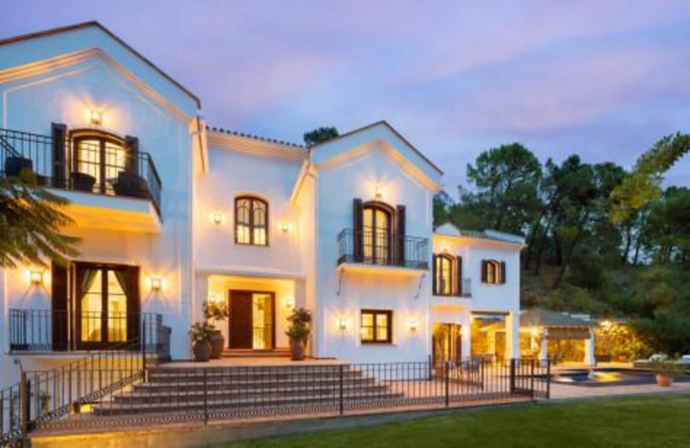 6 soveværelse Villa til salg i El Madronal med swimmingpool garage - € 3.495.000 (Ref: 7868756)