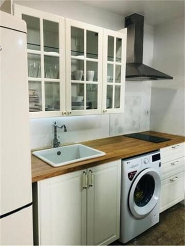 2 sypialnia Apartament na sprzedaż w Puerto de Estepona, Estepona z basenem - 367 500 € (Ref: 7870555)