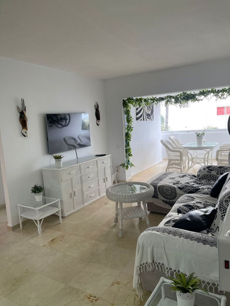 2 slaapkamer Appartement te koop in Estepona met zwembad - € 367.500 (Ref: 7870555)
