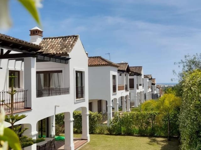 3 quarto Moradia para venda em Estepona Golf, Estepona com piscina garagem - 657 750 € (Ref: 7876753)