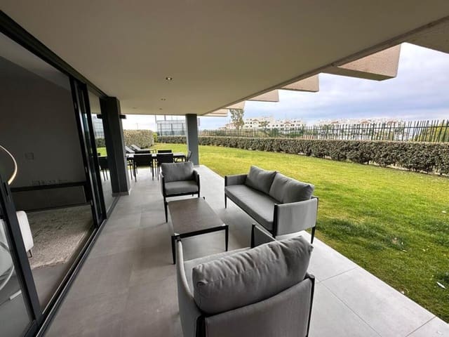 2 soverom Leilighet til leie i La Concha - Resina Golf, Estepona med svømmebasseng garasje - € 2 800 (Ref: 7883631)