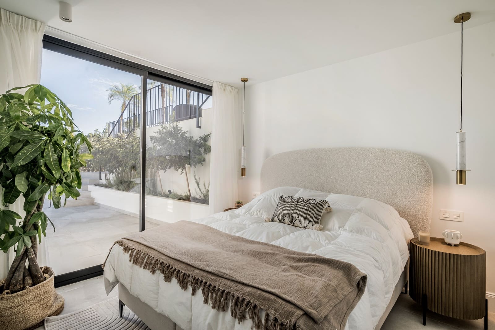 5 Zimmer Villa zu verkaufen in Marbella mit Pool Garage - 2.950.000 € (Ref: 7883633)