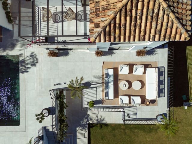 5 Zimmer Villa zu verkaufen in Los Naranjos, Marbella mit Pool Garage - 2.950.000 € (Ref: 7883633)