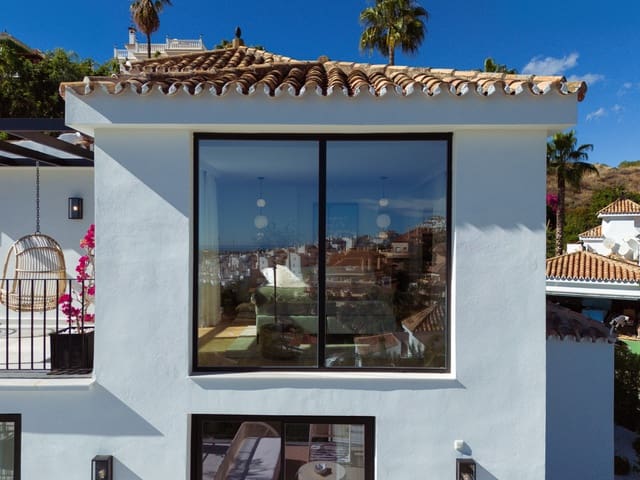 5 soveværelse Villa til salg i Los Naranjos, Marbella med swimmingpool garage - € 2.950.000 (Ref: 7883633)