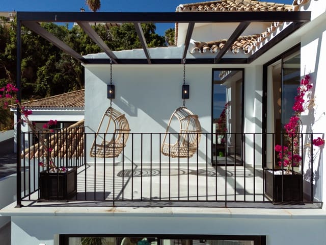 5 soveværelse Villa til salg i Los Naranjos, Marbella med swimmingpool garage - € 2.950.000 (Ref: 7883633)