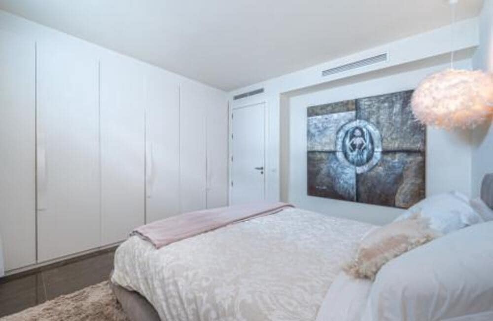 4 soverom Villa til salgs i Marbella med svømmebasseng garasje - € 2 590 000 (Ref: 7898332)