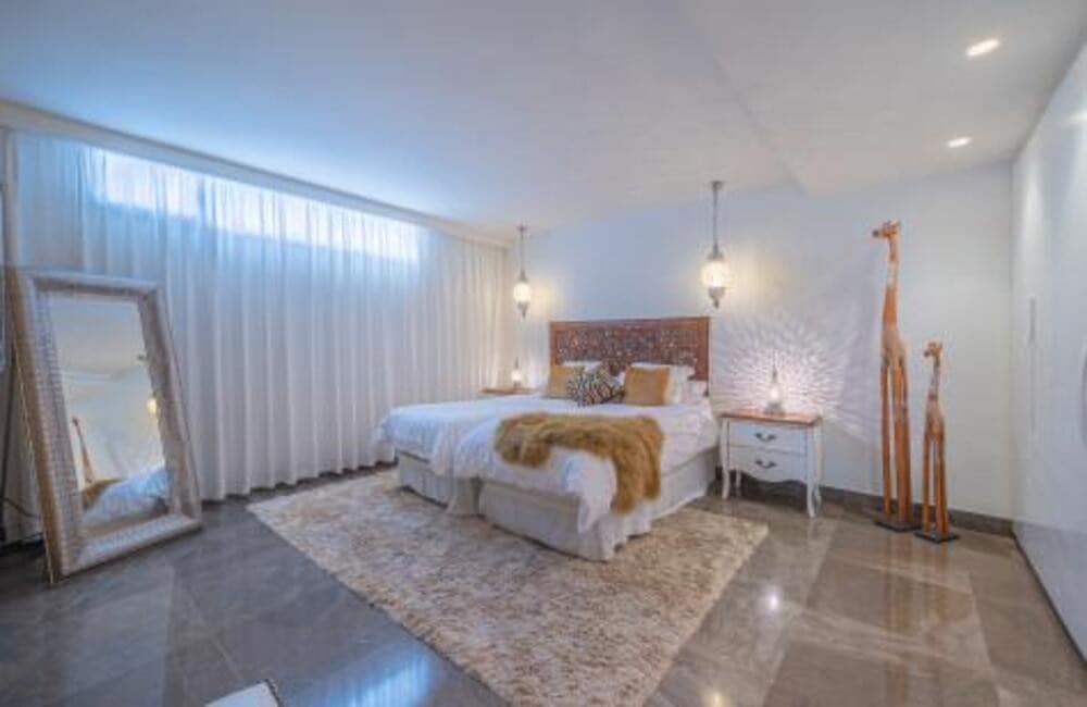 4 soverom Villa til salgs i Marbella med svømmebasseng garasje - € 2 590 000 (Ref: 7898332)