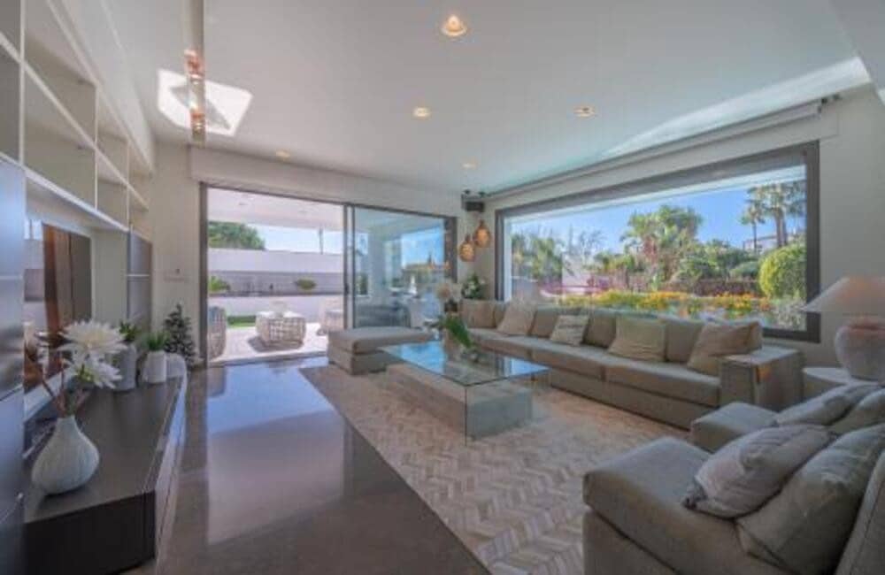 4 soverom Villa til salgs i Marbella med svømmebasseng garasje - € 2 590 000 (Ref: 7898332)