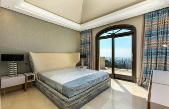 9 chambre Villa/Maison à vendre à La Zagaleta, Benahavís avec piscine garage - 14 750 000 € (Ref: 7934318)