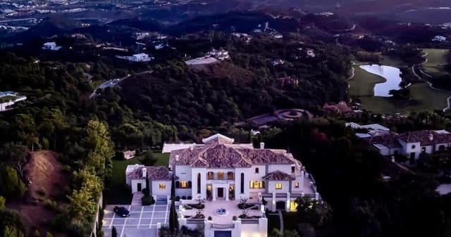 Chalet de 9 habitaciones en La Zagaleta, Benahavís en venta con piscina garaje - 14.750.000 € (Ref: 7934318)