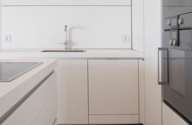 3 soveværelse Lejlighed til salg i El Velerín, Estepona med swimmingpool garage - € 1.395.000 (Ref: 7934321)