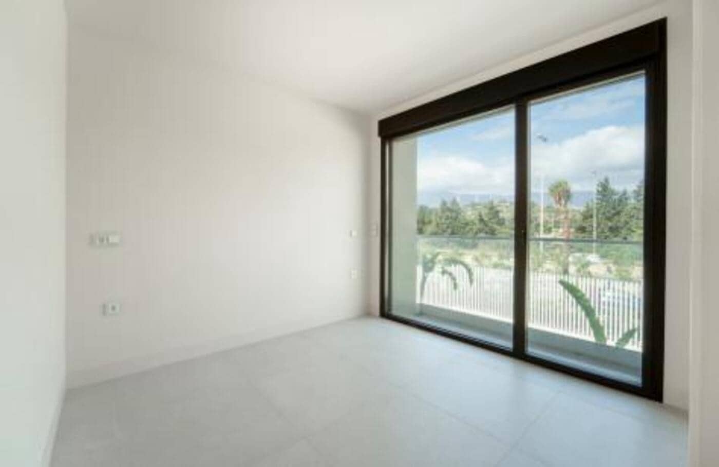 3 soveværelse Lejlighed til salg i Estepona med swimmingpool garage - € 1.395.000 (Ref: 7934321)