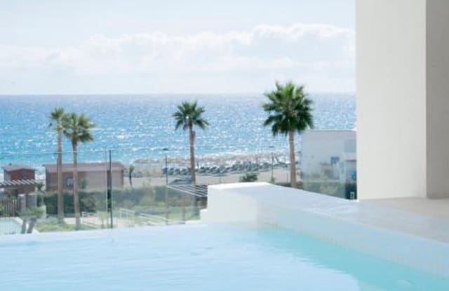 3 soveværelse Lejlighed til salg i El Velerín, Estepona med swimmingpool garage - € 1.395.000 (Ref: 7934321)