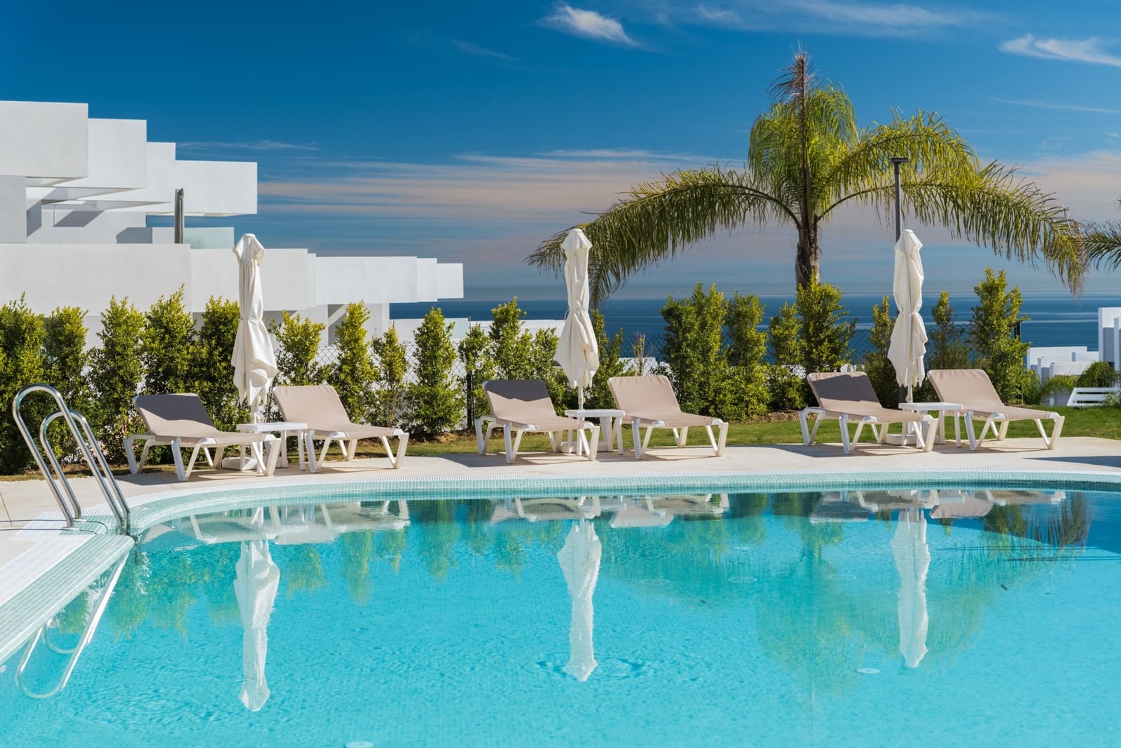 2 bedroom Apartment for sale in Manilva with pool garage - € 399,900 (Ref: 7965342)