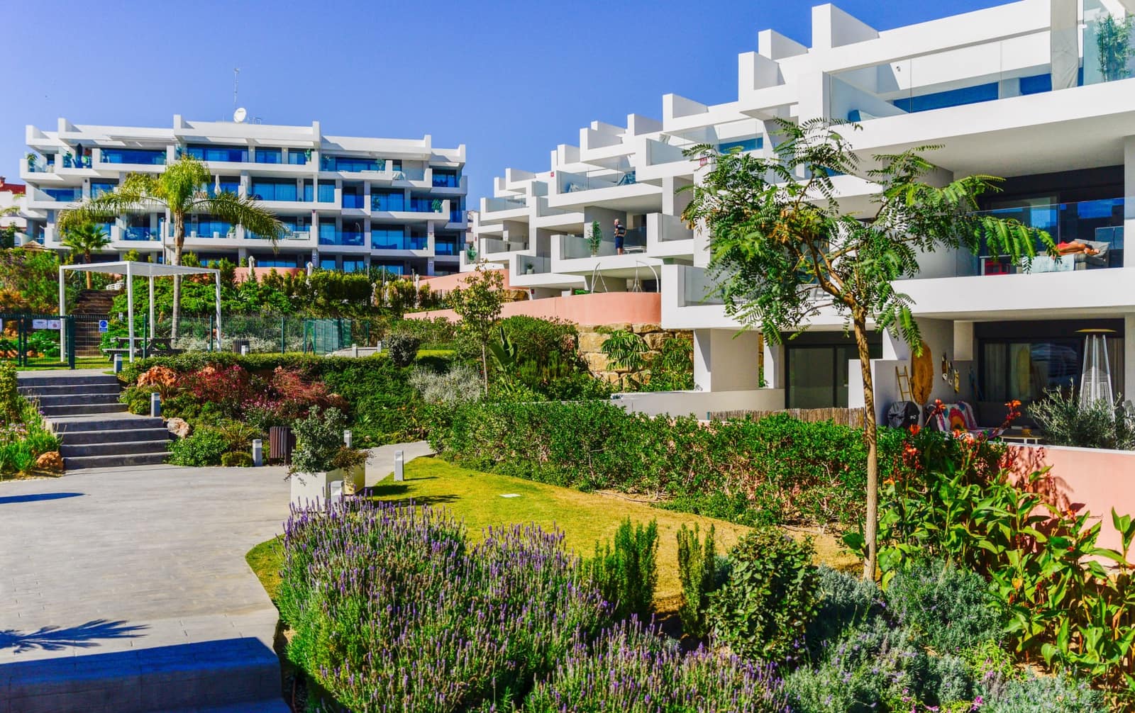 2 bedroom Apartment for sale in Manilva with pool garage - € 399,900 (Ref: 7965342)