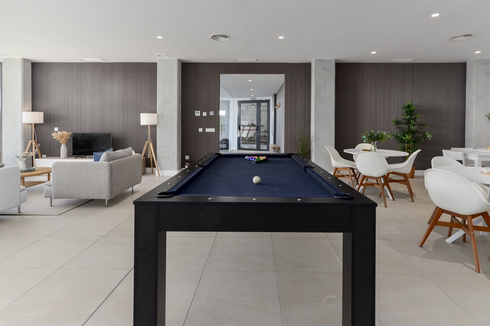 2 bedroom Apartment for sale in Manilva with pool garage - € 399,900 (Ref: 7965342)