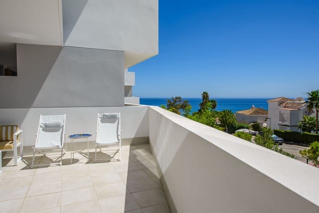 2 sypialnia Apartament na sprzedaż w Alcorrín, Manilva z basenem garażem - 399 900 € (Ref: 7965342)