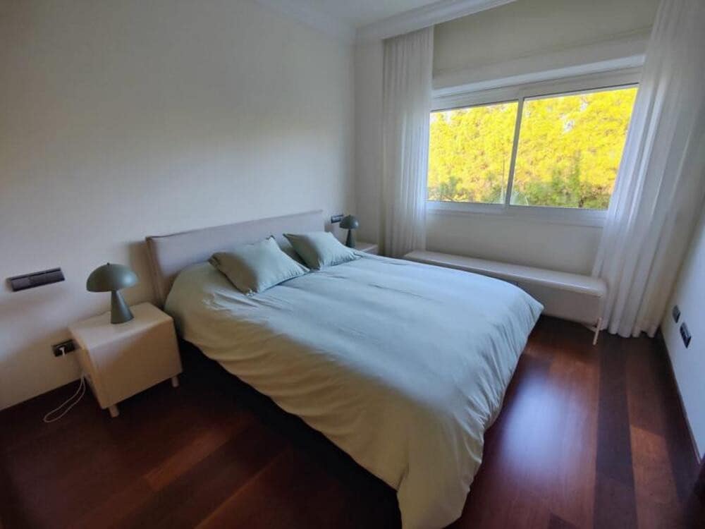 3 bedroom Apartment for rent in Marbella with pool garage - € 5,000 (Ref: 7976945)