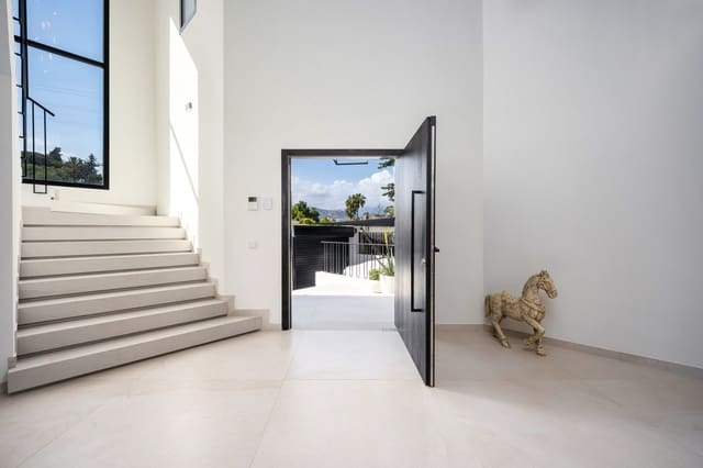 6 chambre Villa/Maison à vendre à Nueva Andalucía Centro, Marbella avec piscine garage - 4 295 000 € (Ref: 7984737)