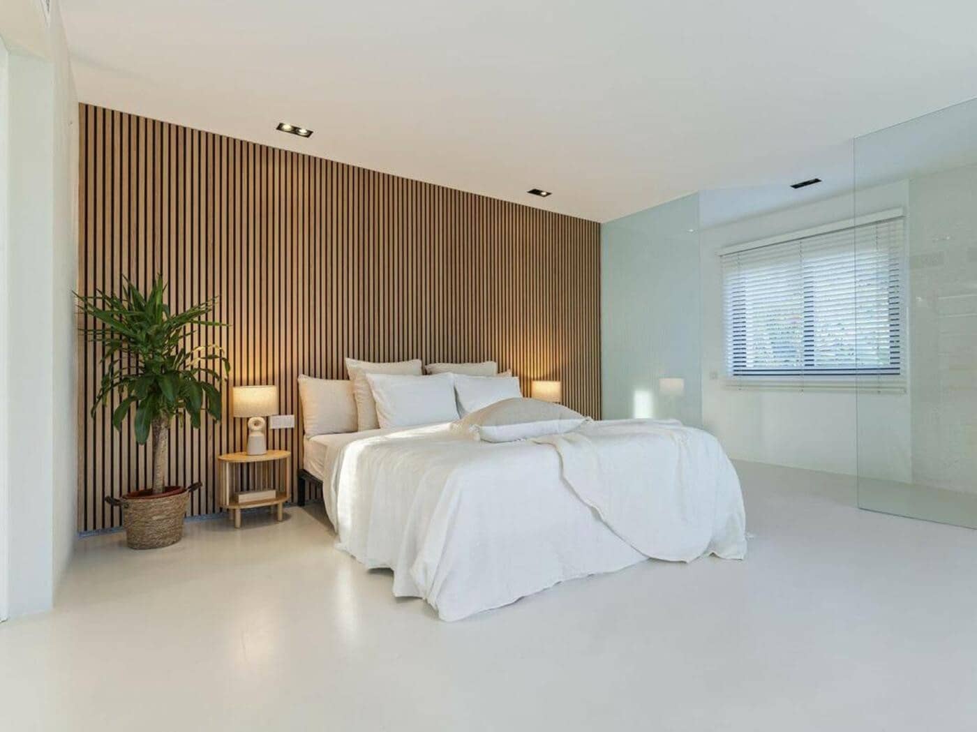 5 sypialnia Willa na sprzedaż w Marbella z basenem garażem - 2 850 000 € (Ref: 7987773)