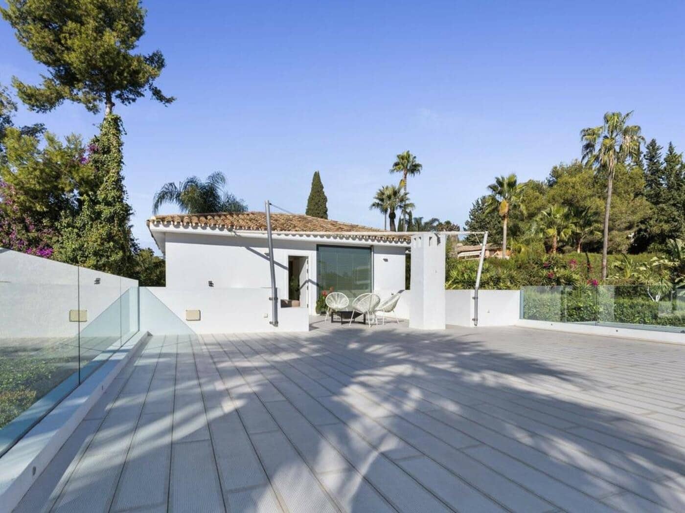 5 sypialnia Willa na sprzedaż w Marbella z basenem garażem - 2 850 000 € (Ref: 7987773)