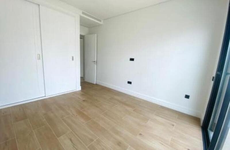 3 soveværelse Byhus til leje i Marbella med swimmingpool garage - € 4.900 (Ref: 7990336)