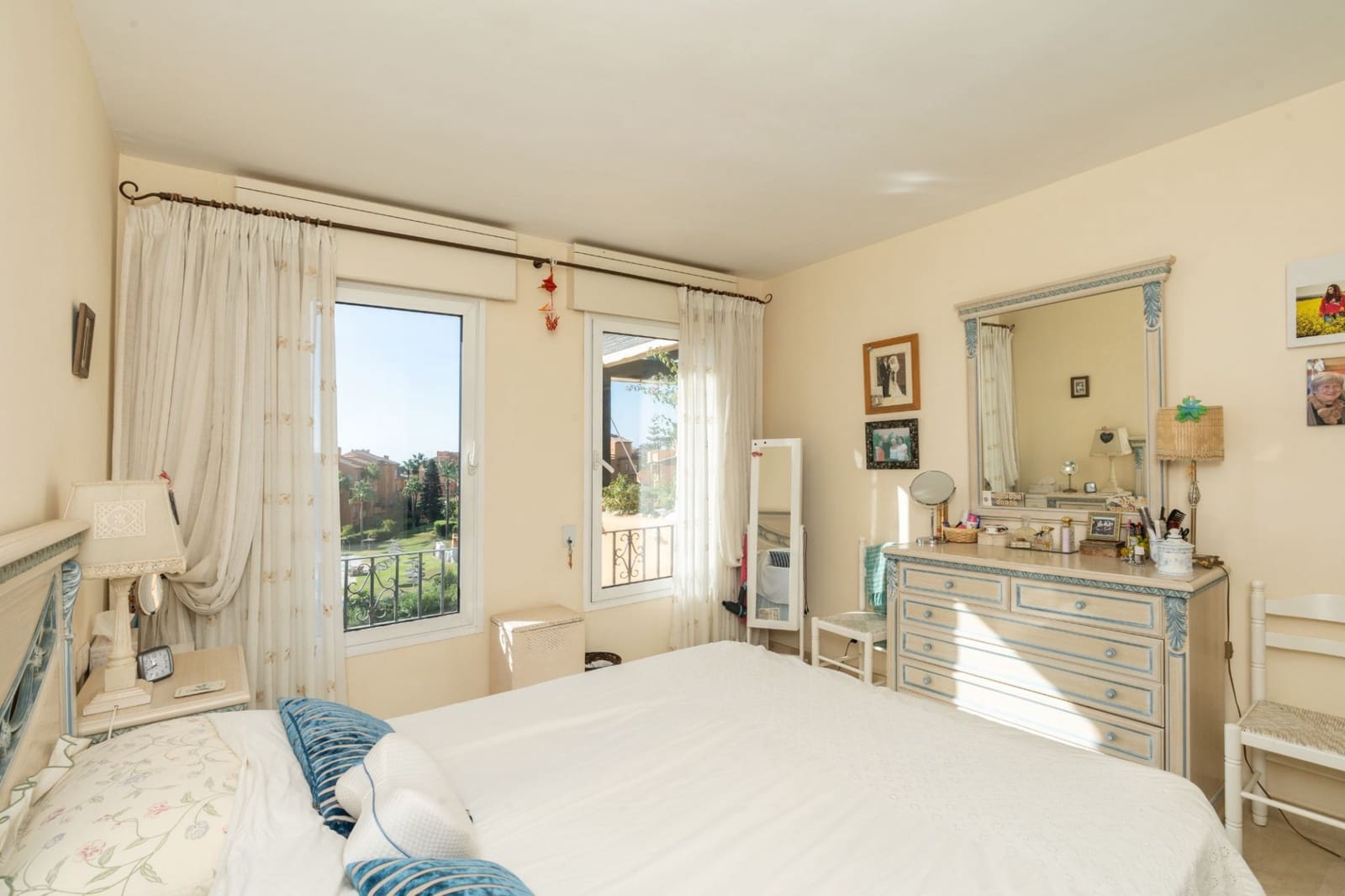 4 soveværelse Penthouse til salg i Manilva med swimmingpool garage - € 1.025.000 (Ref: 7996908)