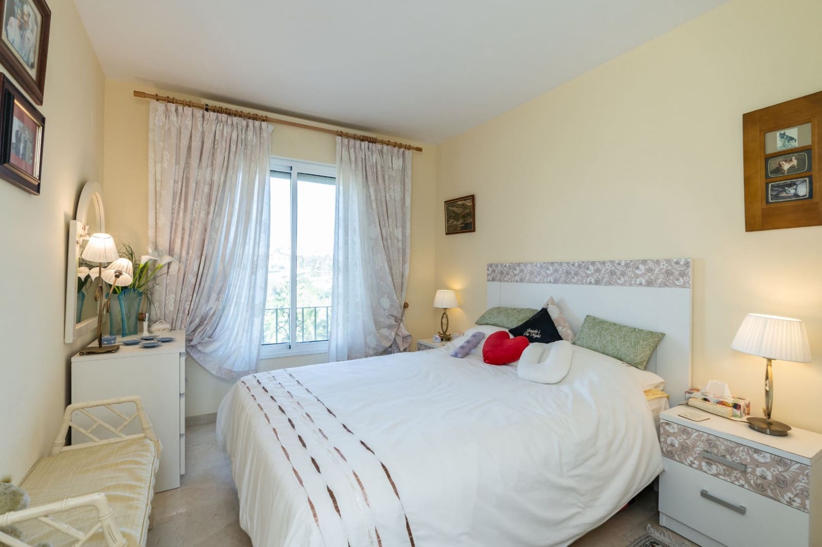 4 soveværelse Penthouse til salg i Manilva med swimmingpool garage - € 1.025.000 (Ref: 7996908)