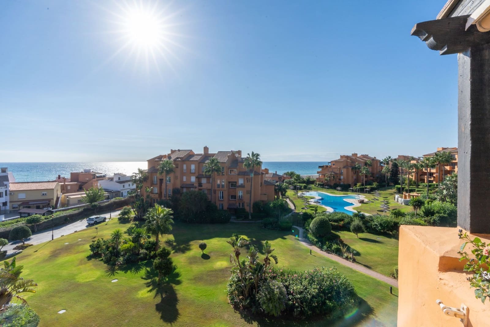 4 Zimmer Penthouse zu verkaufen in Manilva mit Pool Garage - 1.025.000 € (Ref: 7996908)