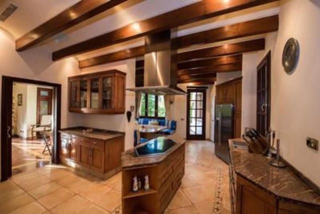 6 chambre Villa/Maison à vendre à La Zagaleta, Benahavís avec piscine garage - 4 950 000 € (Ref: 8005826)