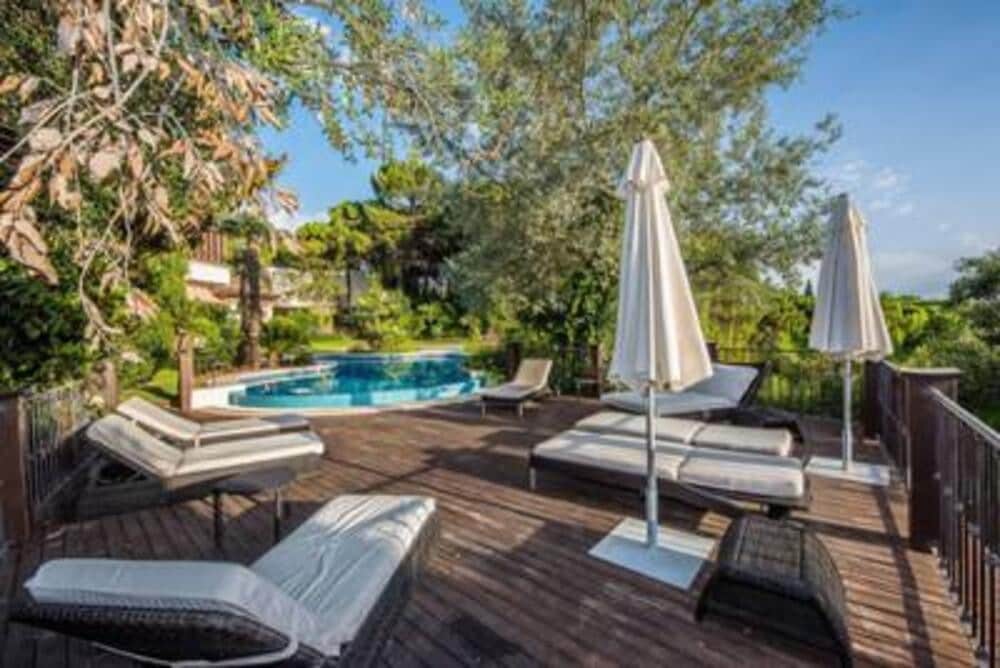 6 Zimmer Villa zu verkaufen in La Zagaleta mit Pool Garage - 4.950.000 € (Ref: 8005826)