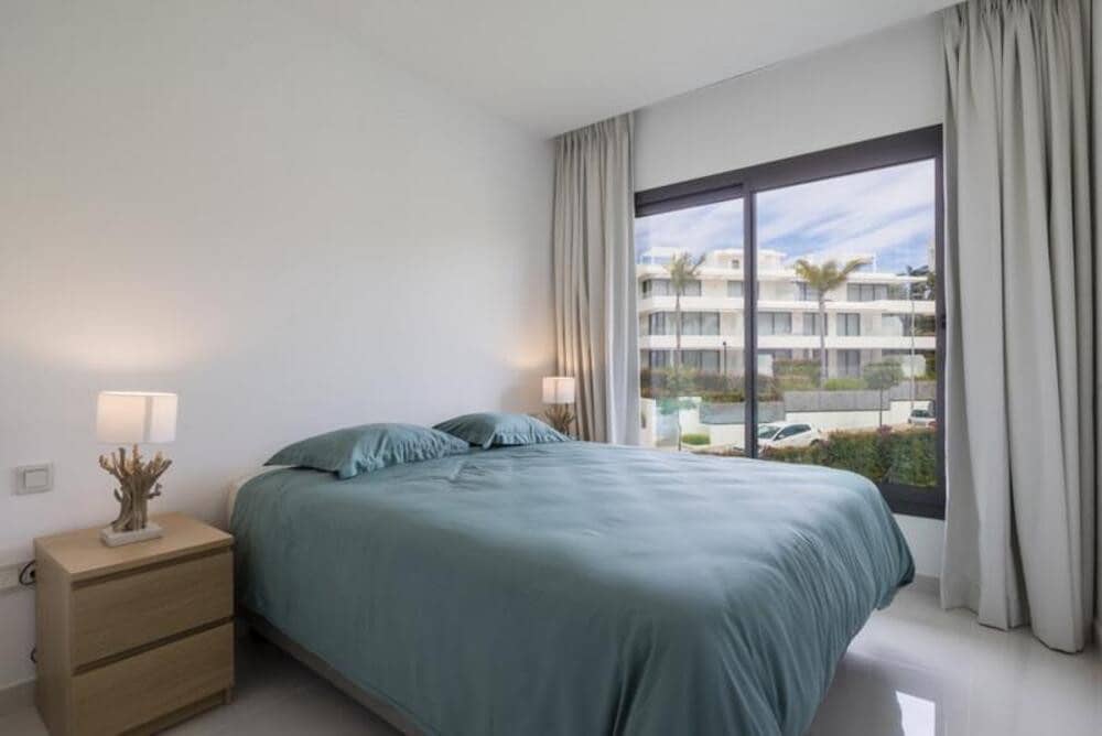 3 slaapkamer Appartement te huur in El Paraiso met zwembad garage - € 3.500 (Ref: 8010815)