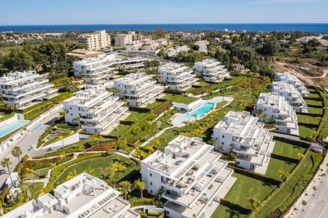 Apartamento de 3 habitaciones en El Paraiso, Estepona en alquiler con piscina garaje - 3.500 € (Ref: 8010815)