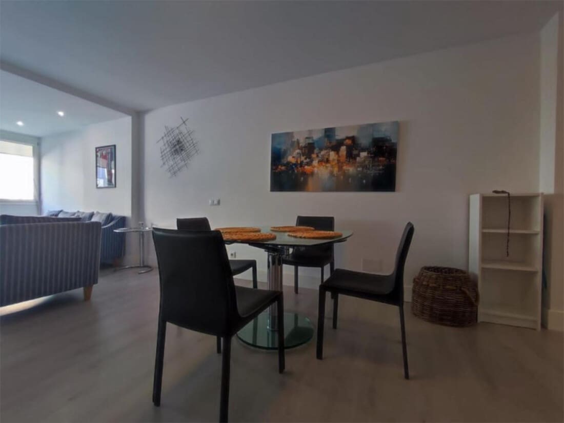 4 soverom Leilighet til salgs i Marbella med svømmebasseng garasje - € 950 000 (Ref: 8012324)