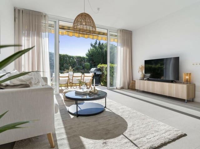 4 soverom Hus til salgs i Puerto Banus, Marbella - € 795 000 (Ref: 8016228)