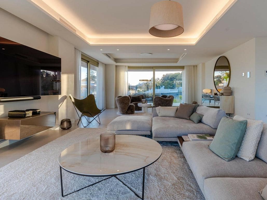 4 soveværelse Lejlighed til salg i Golden Mile med swimmingpool garage - € 5.900.000 (Ref: 8016229)