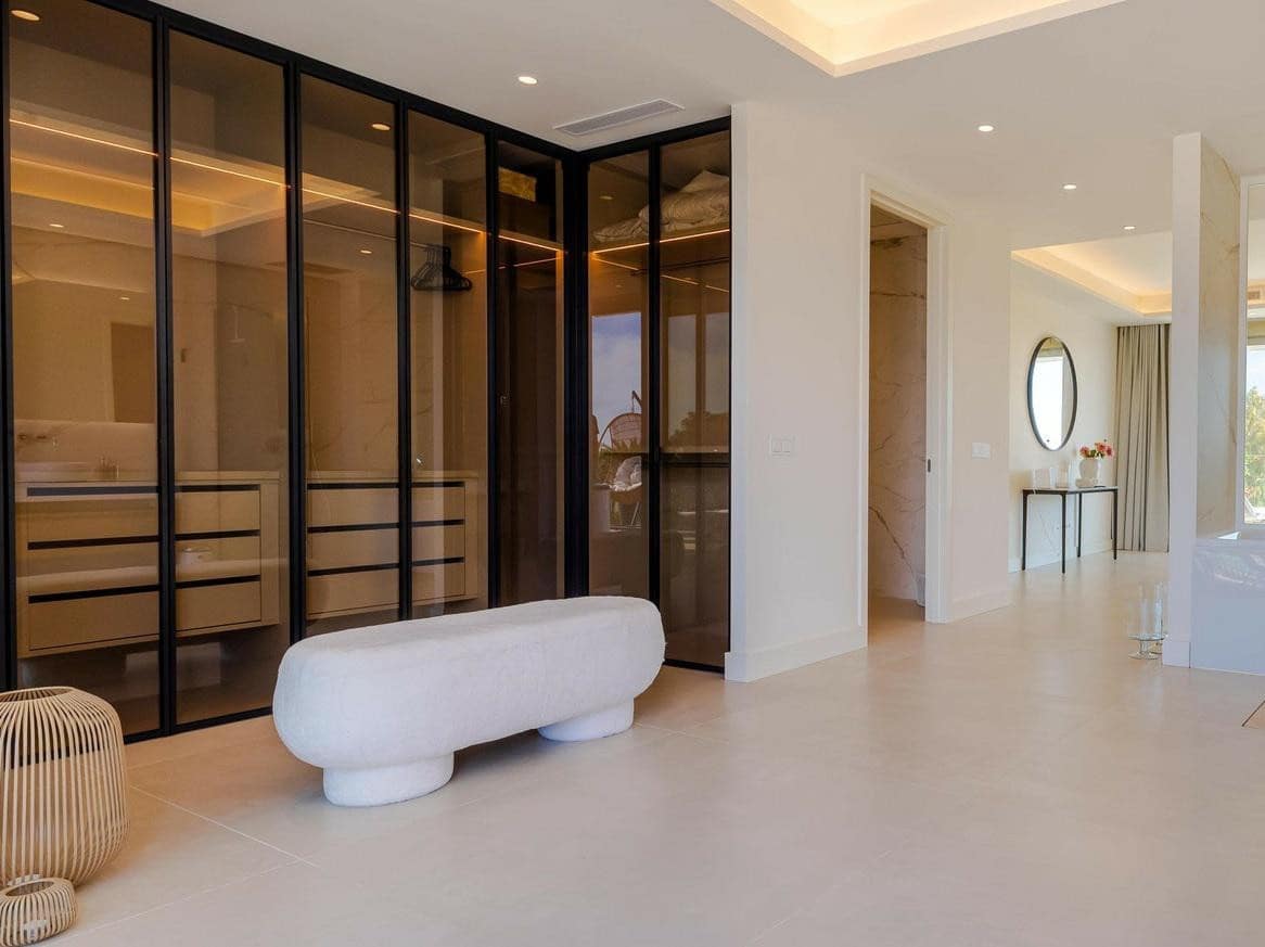 4 soveværelse Lejlighed til salg i Golden Mile med swimmingpool garage - € 5.900.000 (Ref: 8016229)