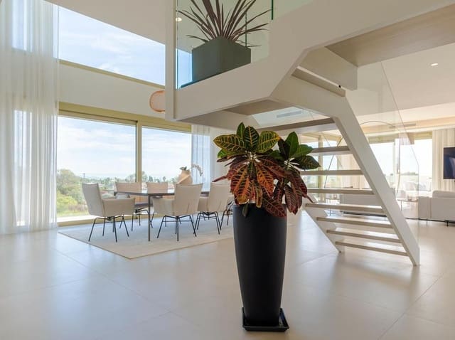4 slaapkamer Appartement te koop in Lomas De Marbella, Marbella met zwembad garage - € 5.900.000 (Ref: 8016229)