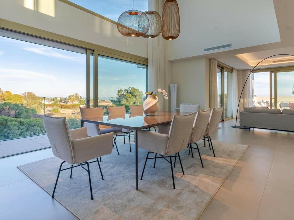 4 soverom Leilighet til salgs i Golden Mile med svømmebasseng garasje - € 5 900 000 (Ref: 8016229)