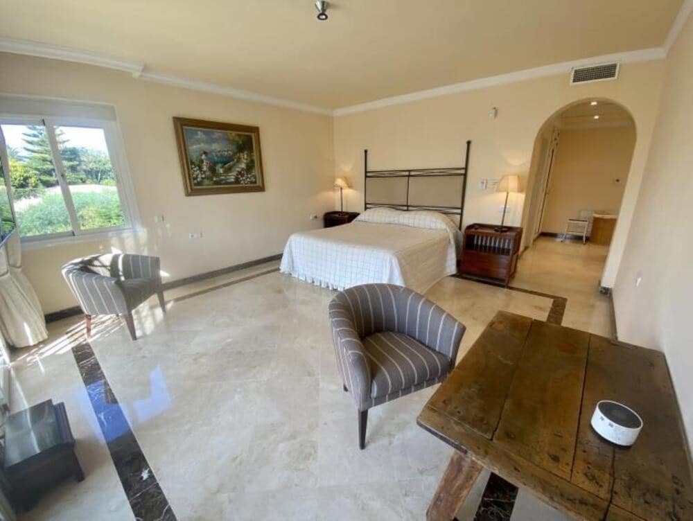 8 chambre Villa/Maison à vendre à Guadalmina avec piscine garage - 3 500 000 € (Ref: 8026956)