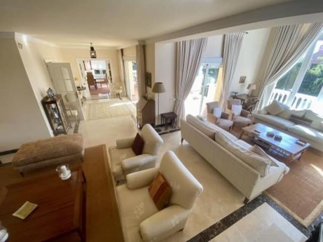 8 soverom Villa til salgs i Guadalmina Baja, Marbella med svømmebasseng garasje - € 3 500 000 (Ref: 8026956)