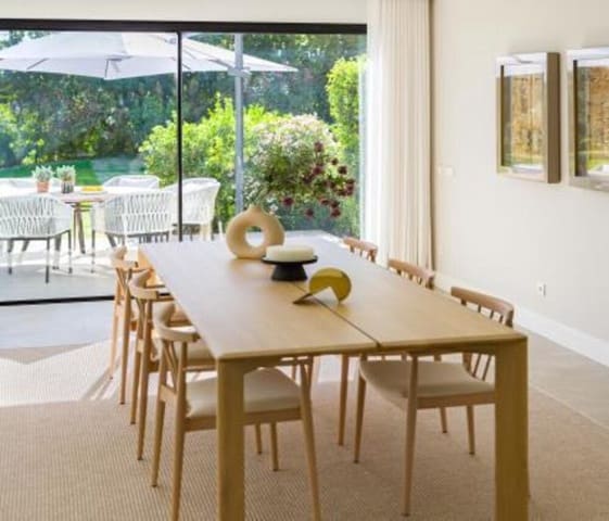 3 soverom Villa til salgs i Aloha Golf, Marbella med svømmebasseng garasje - € 2 300 000 (Ref: 8026957)