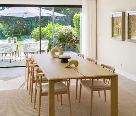 3 sovrum Villa till salu i Aloha Golf, Marbella med pool garage - 2 300 000 € (Ref: 8026957)