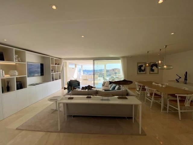 3 quarto Apartamento para venda em Los Naranjos, Marbella com piscina garagem - 1 370 000 € (Ref: 8026960)