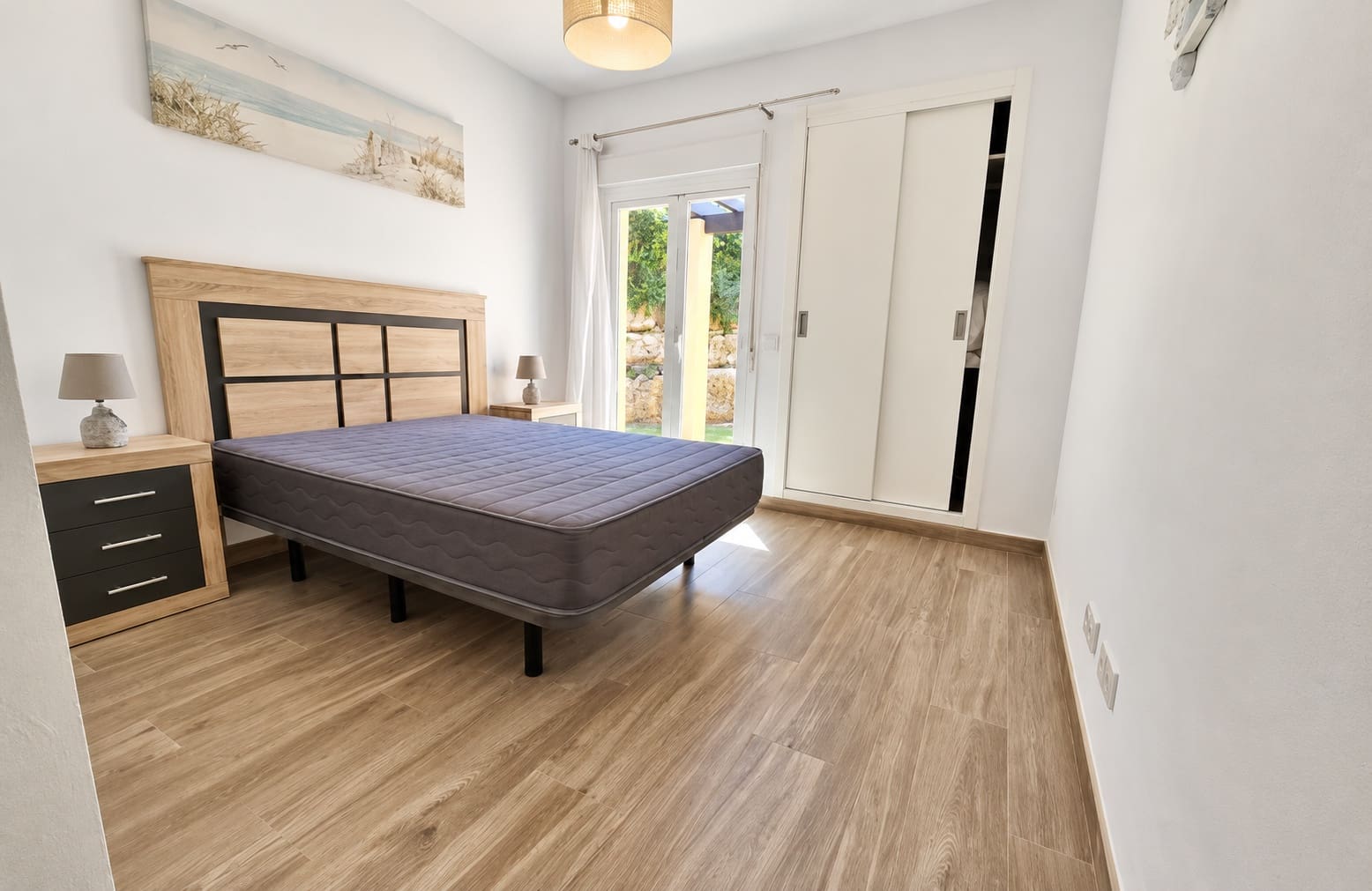 4 camera da letto Villetta Bifamiliare in vendita in Benahavis con piscina garage - 1.050.000 € (Rif: 8040227)