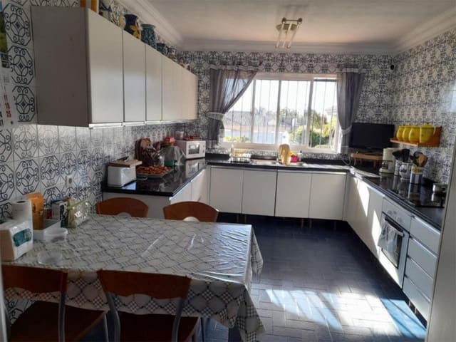 5 makuuhuone Huvila myytävänä paikassa San Pedro de Alcántara Pueblo, Marbella - 1 785 000 € (Ref: 8051278)